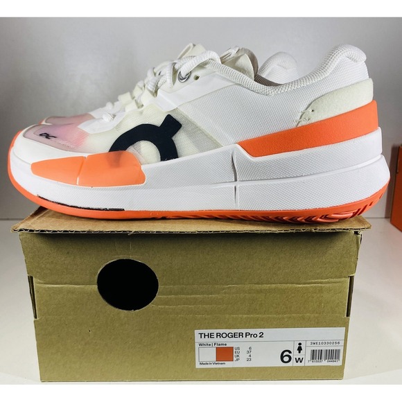 On Running The Roger Pro 2 Women's Tennis Shoes White Flame Size 6 NEW Fast SHIP